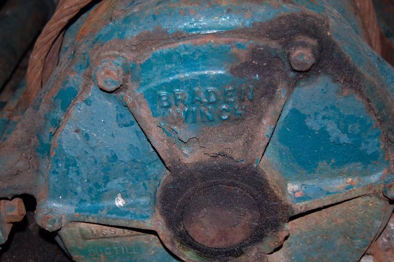 lot 2 image: Industrial Winch