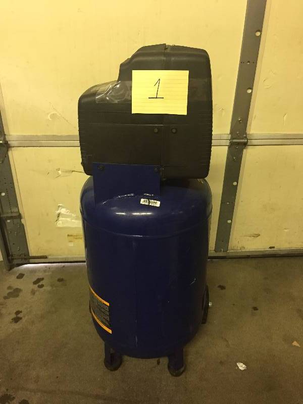 lot 1 image: Campbell Haufeldt 20 Gal Compressor works