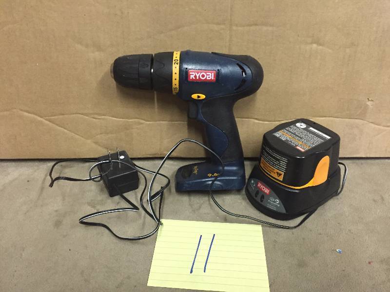 lot 11 image: Ryobi 9.6 Drill works