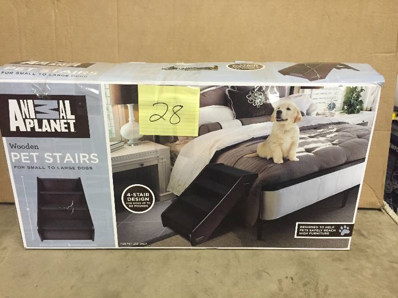 lot 28 image: Animal Planet Stairs