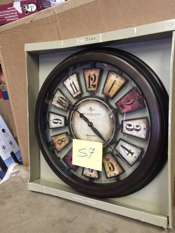 lot 57 image: Wall Clock