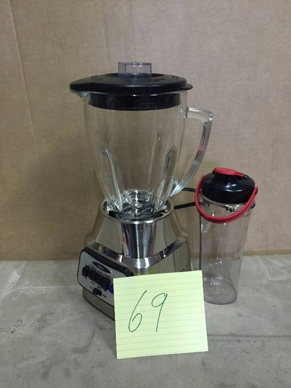 lot 69 image: Oster Pure Blend - Blender New