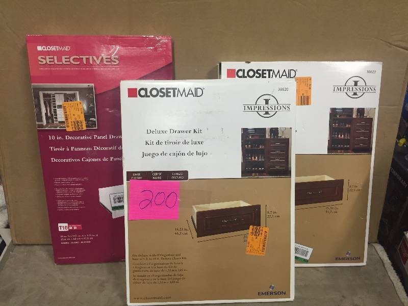 lot 200 image: Lot of Closetmaid Items