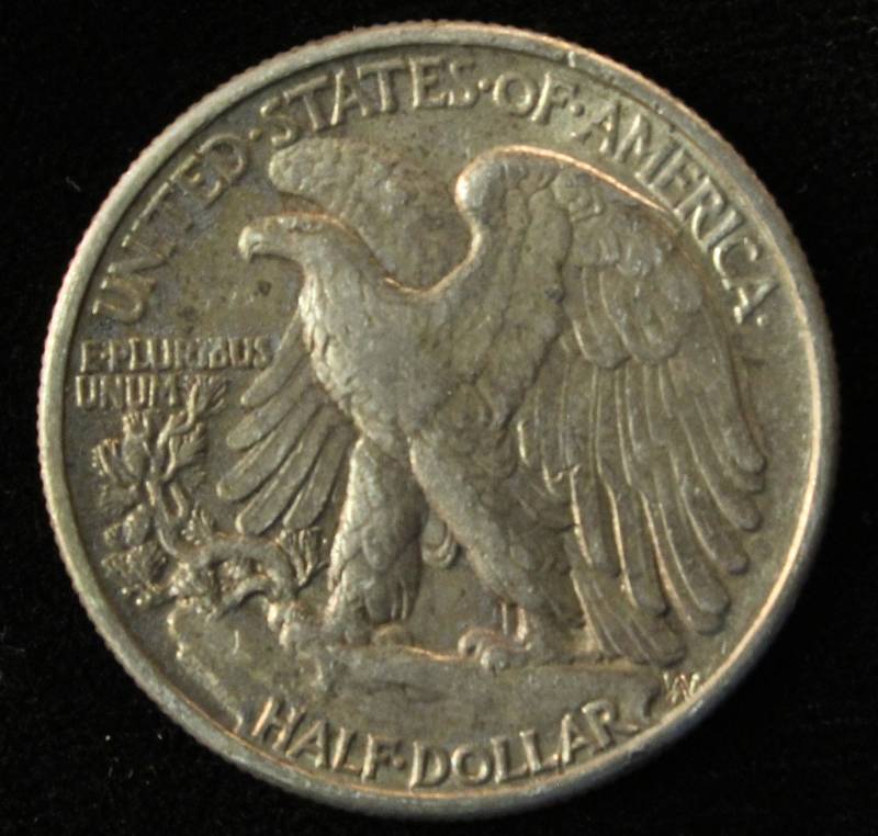 1939 WALKING LIBERTY SILVER HALF DOLLAR