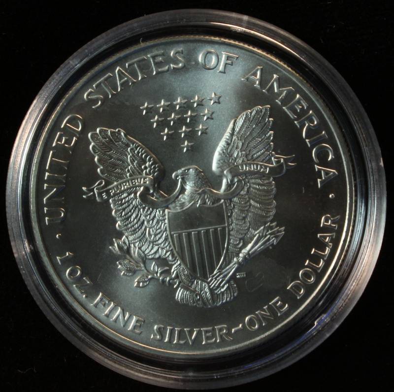 1995 AMERICAN SILVER EAGLE 1 TROY OZ. .999 FINE SILVER DOLLAR IN AIRTITE CAPSULE
