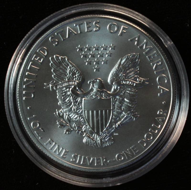 2015 AMERICAN SILVER EAGLE 1 TROY OZ. .999 FINE SILVER DOLLAR IN AIRTITE CAPSULE