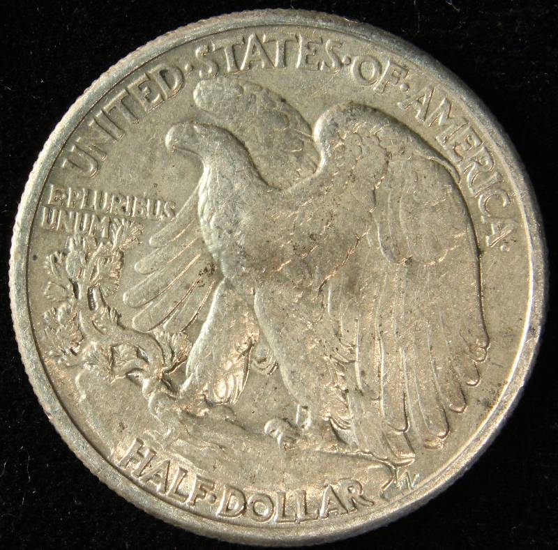 1942 WALKING LIBERTY SILVER HALF DOLLAR VF