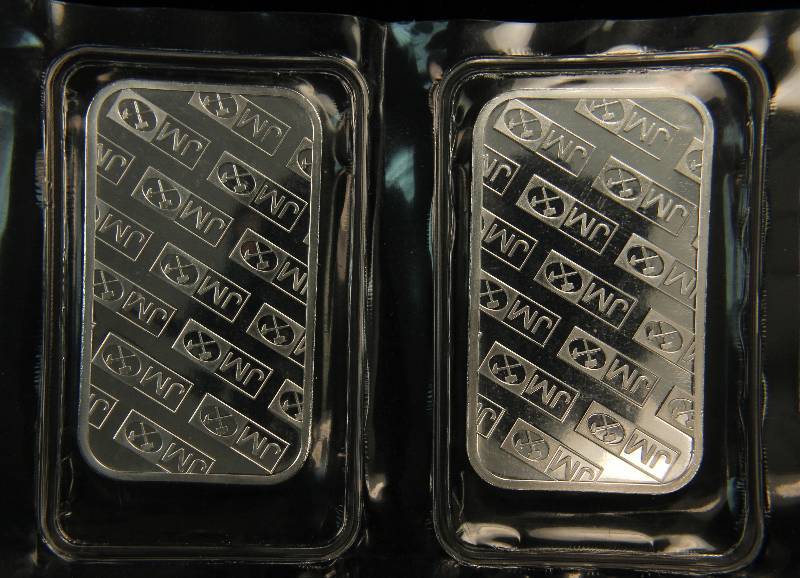 GROUP OF 2 - 1 TROY OZ. .999 FINE SILVER JM JOHNSON MATTHEY BAR