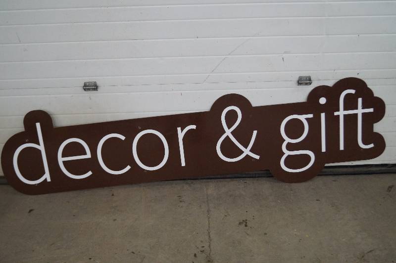 Decor & Gift Sign
