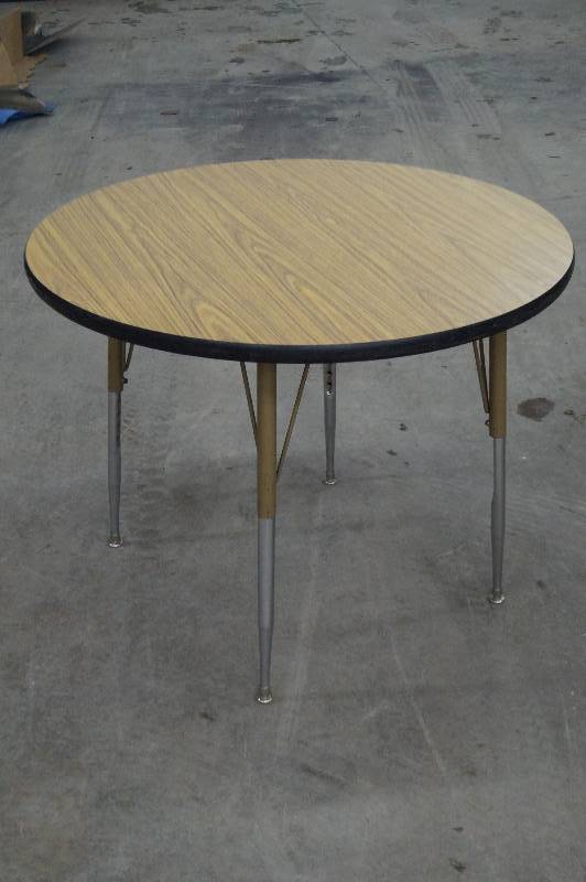 Round Table