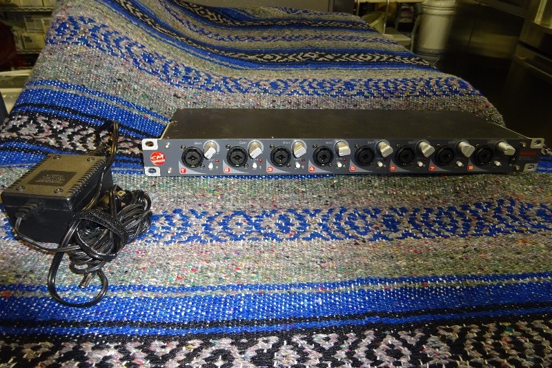 lot 8 image: SM Pro Audio PR8E 8 channel mic pro