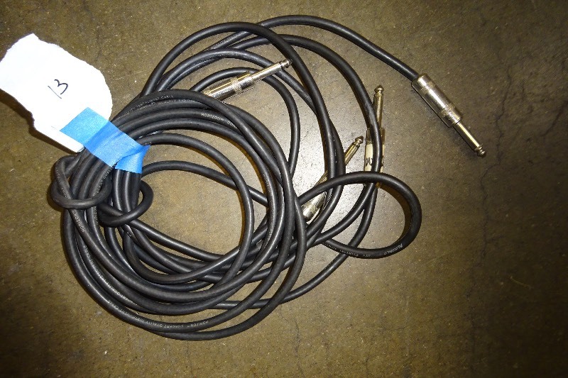 lot 13 image: Batch of 2 - 8 14 TS cables