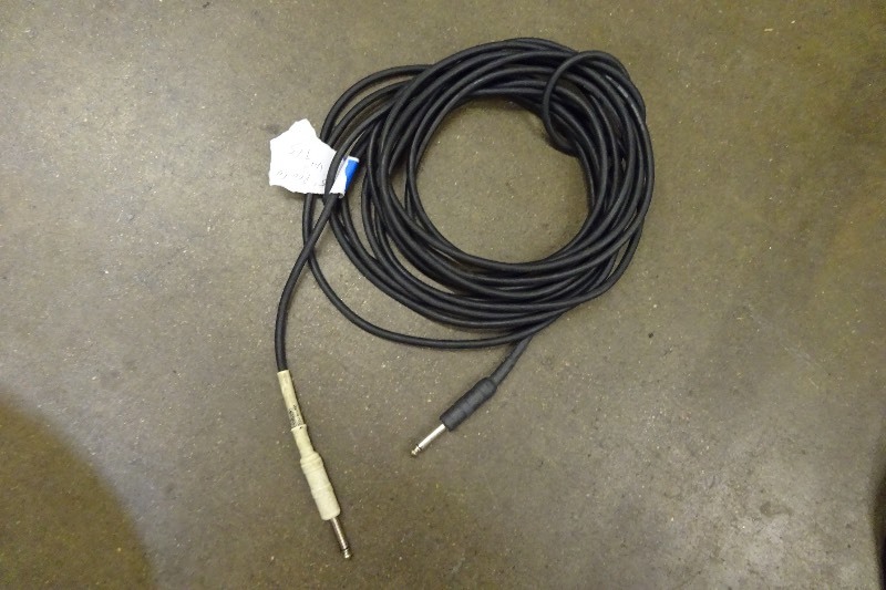 lot 49 image: 25 ProCo 14 TS Cable