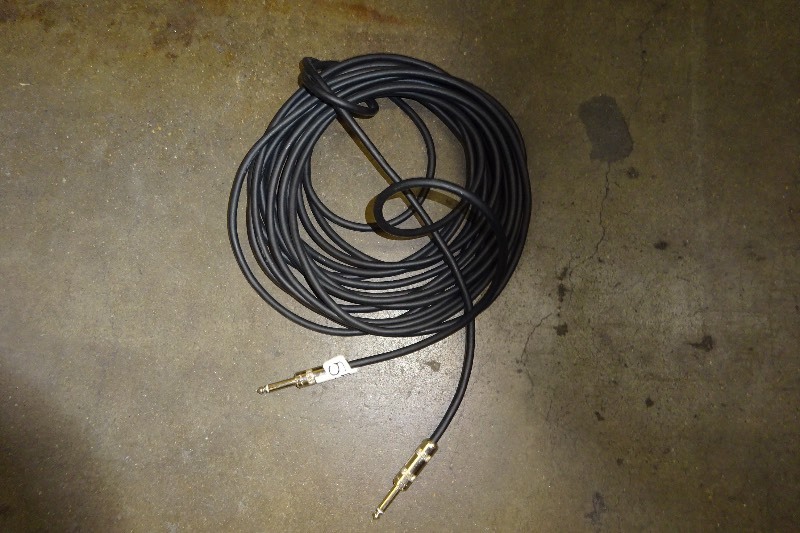 lot 55 image: 25 Switchcraft 14 TS cable