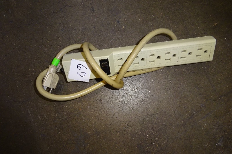 lot 67 image: 6 tap surge protector