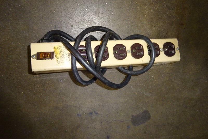 lot 69 image: 6 tap surge protector
