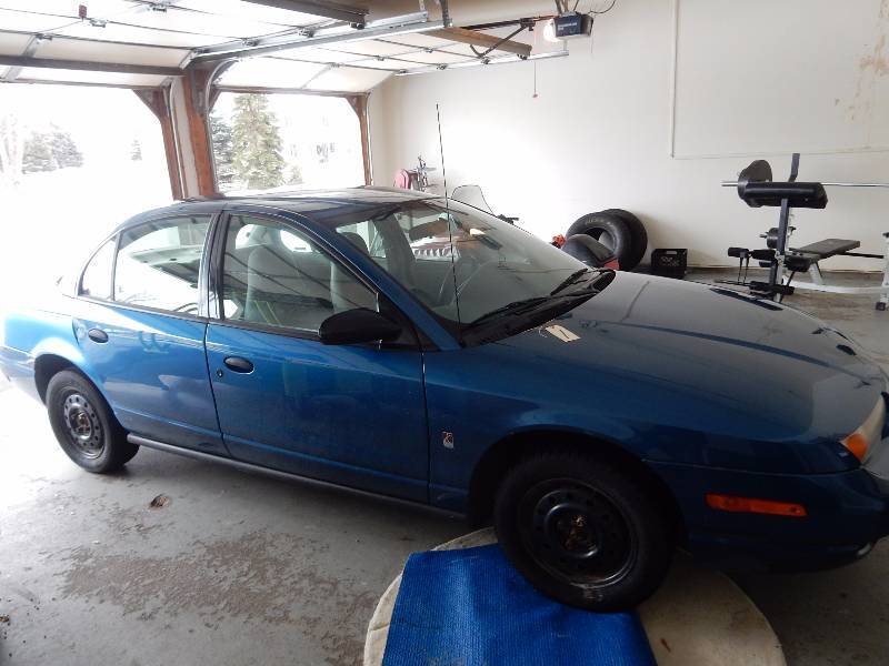 lot 1 image: 2002 Saturn SL1