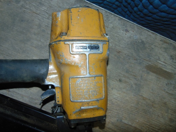 Stanley Bostich Pneumatic Framing Nailer