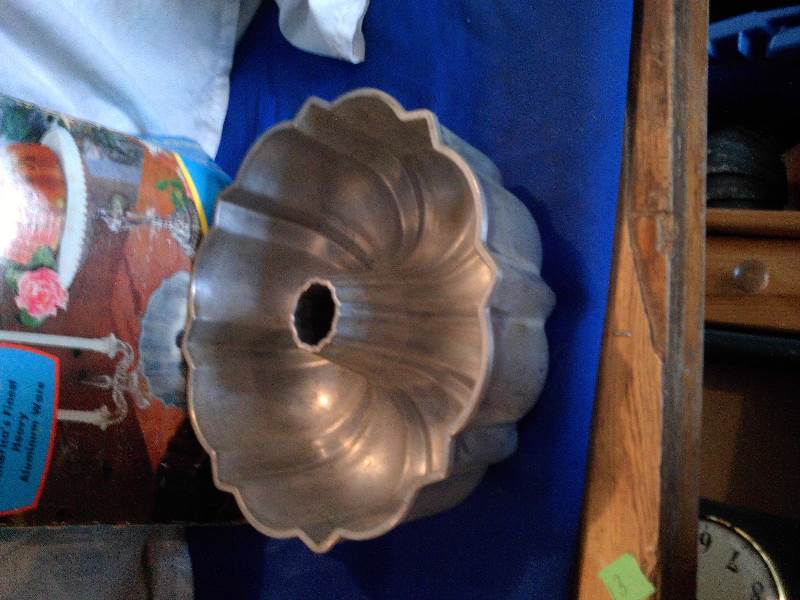 nordic ware budnt cake pan