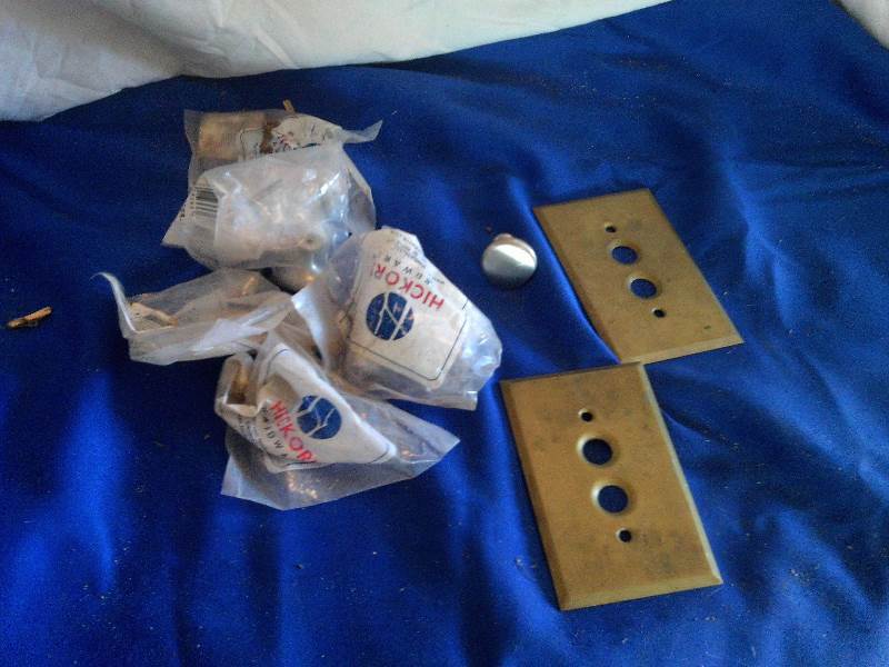 new drawer knobs and 2 brass plates