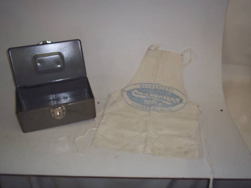 lot 20 image: Child Craftsman Tools Apron with tool case