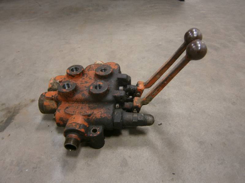 Dual Hydraulic Control
