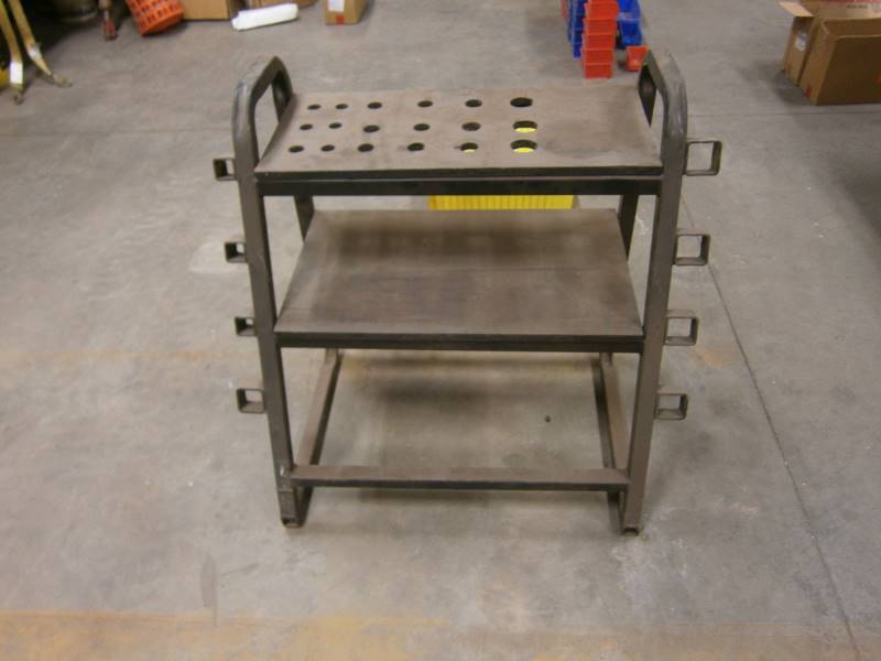Metal shelfrack