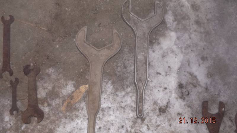 2 Big Semi Wrenches