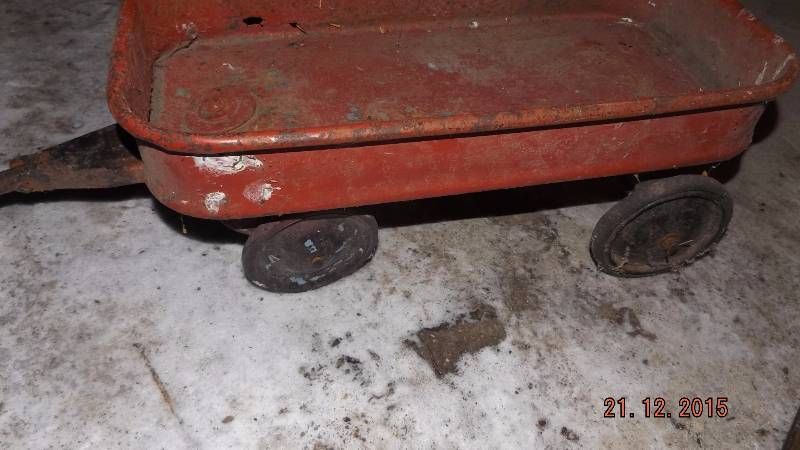 Small Antique Wagon