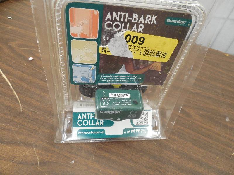 lot 13 image: Guardian PetSafe Anti-Bark Collar for Dogs 8lbs, Packaging Varies