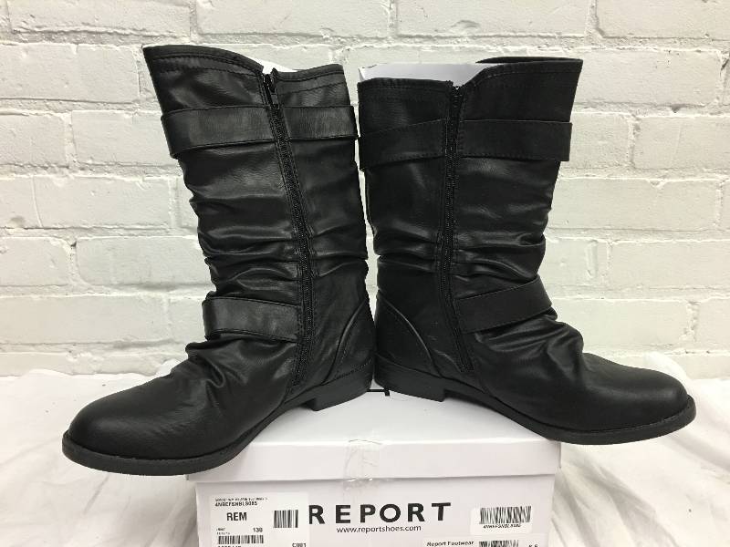 Report Womens Hilaria Ankle Boot size 8.5