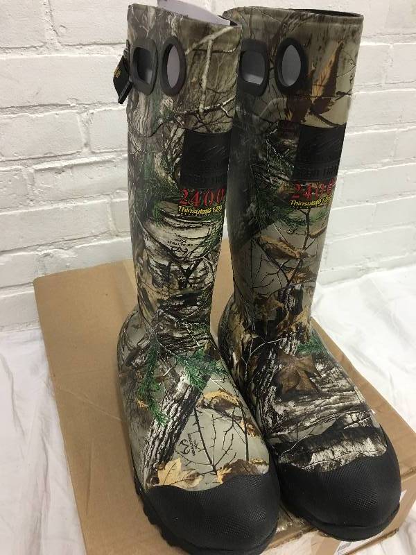 Mens Swampwalker 2400 Realtree AP Camo Insulated Waterproof Boot size 8