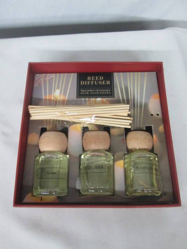 Reed Diffuser With Sticks