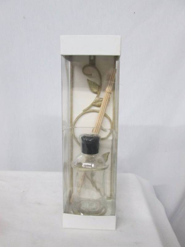Decorative Wall Oil Diffuser