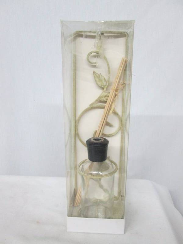 Decorative Wall Oil Diffuser