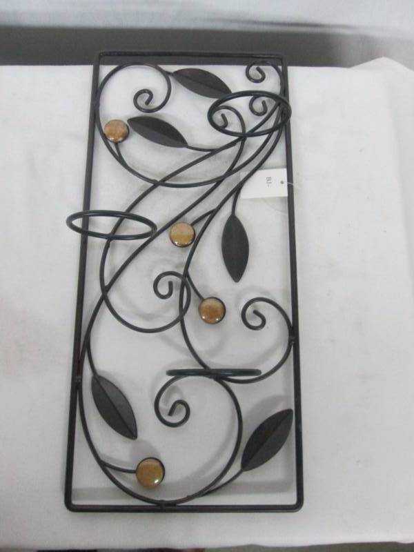 Leaf Wall Decor w Mirror