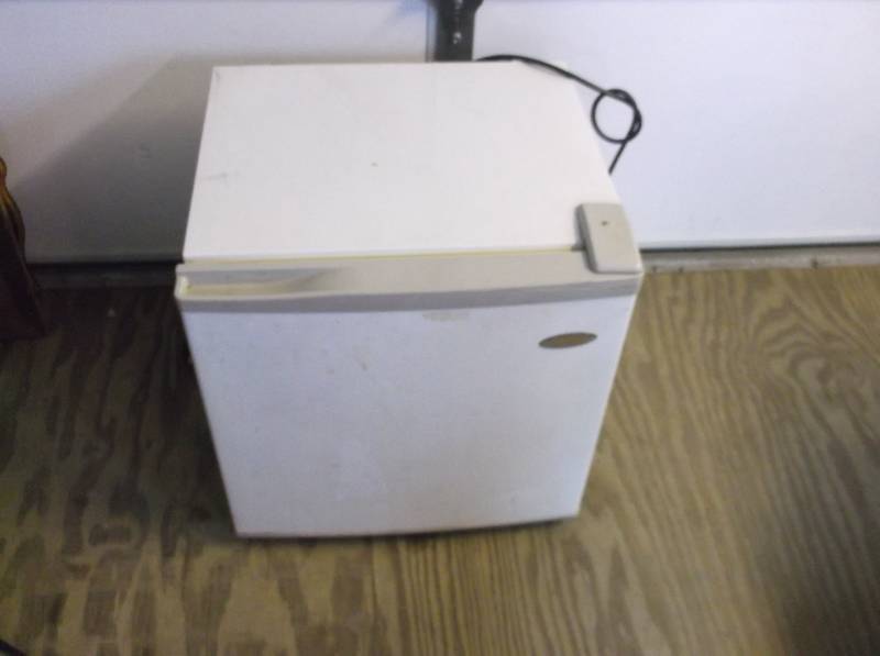 Refridgerator