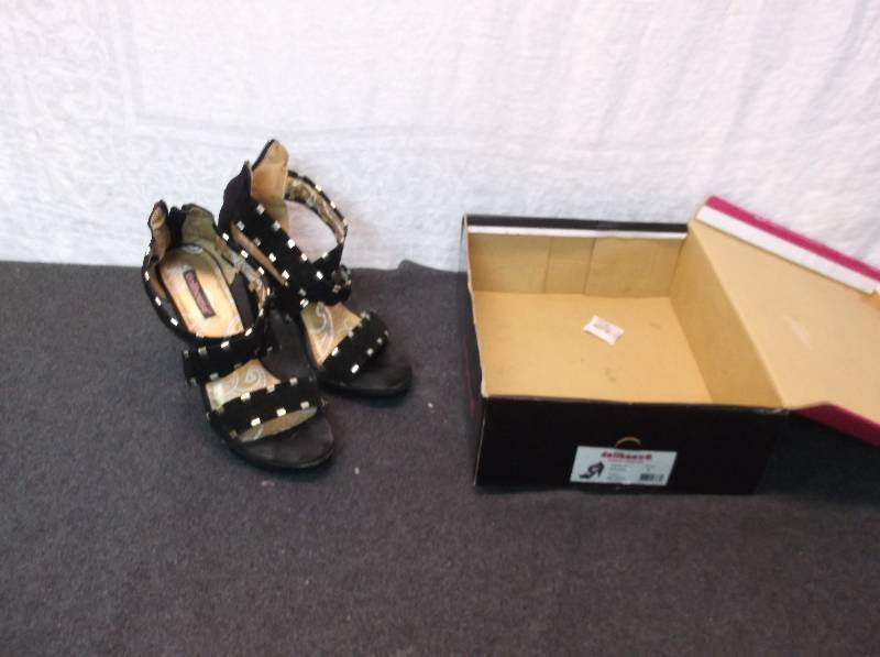 Doll House Shoes
