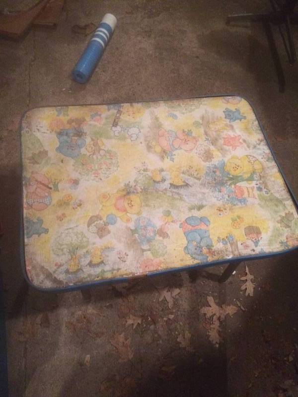 Kids chairs and table