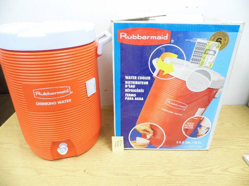 Rubbermaid Water Cooler