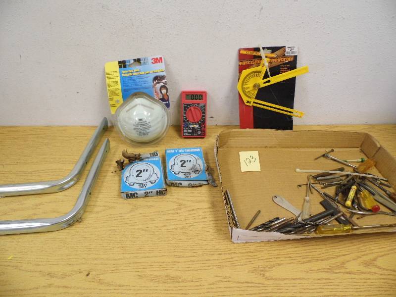 Multimeter w Tools