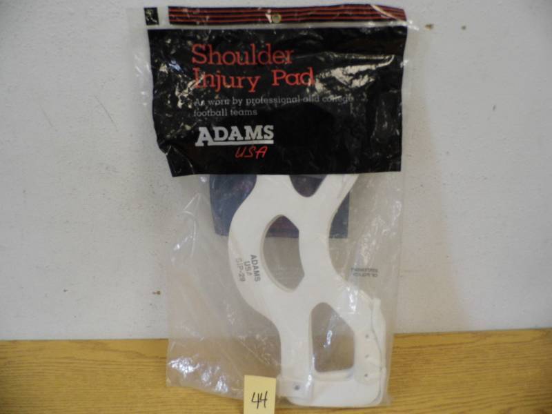Adams USA Shoulder Injury Pad