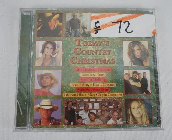 lot 72 image: Todays Country Christmas CD