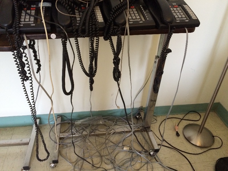 Rolling adjustable table