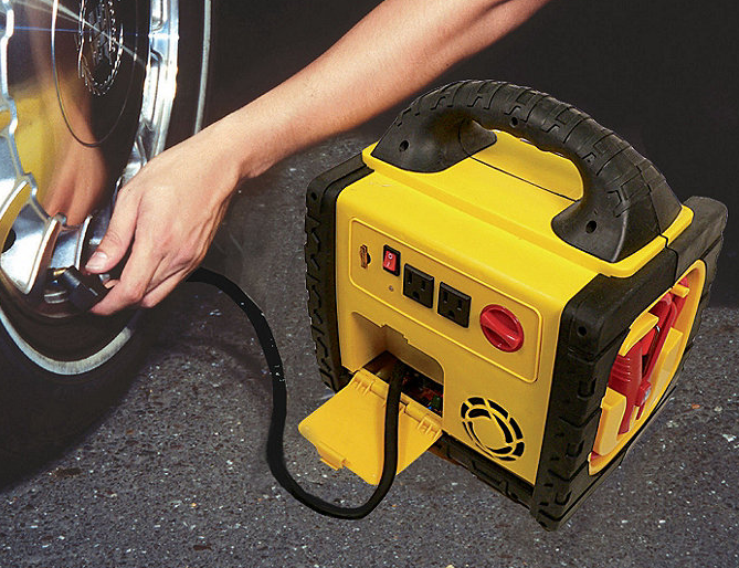 lot 16 image: Wagan Tech 6-in-1 Power Dome