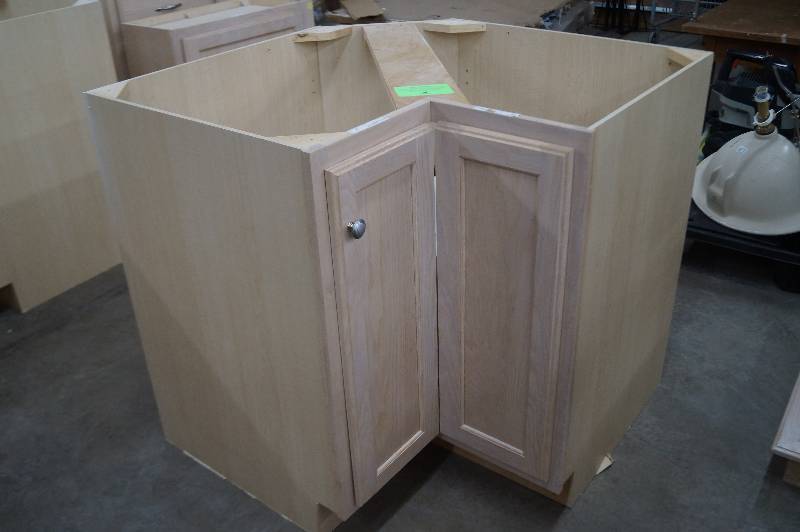 Base Corner Cabinet