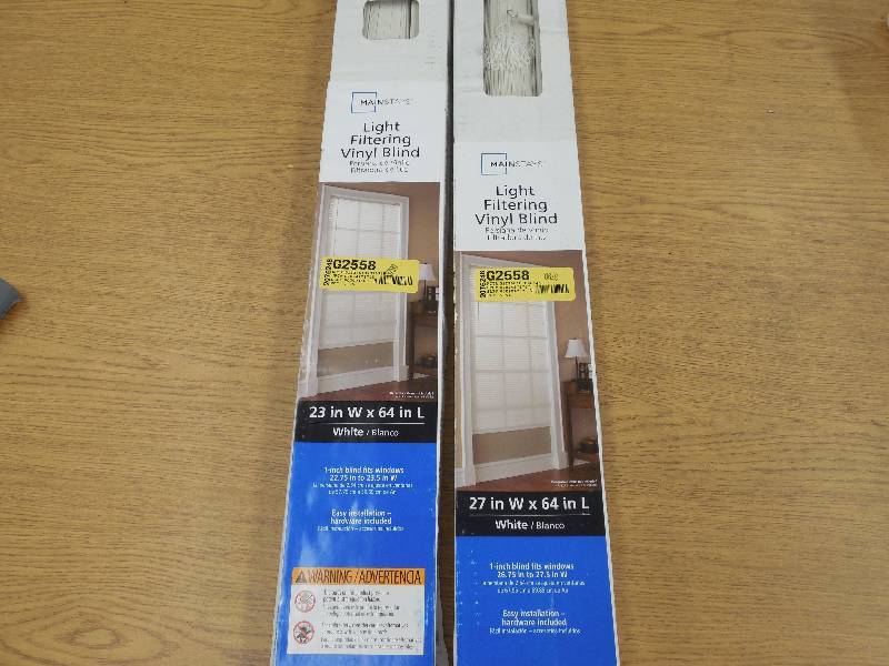 (2) Window Blind Lot