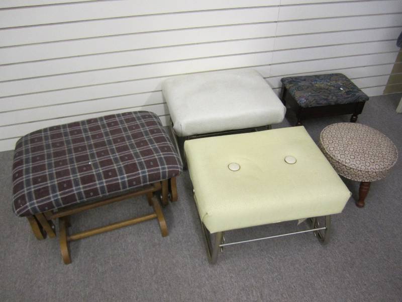 Lot of 5 foot stools...