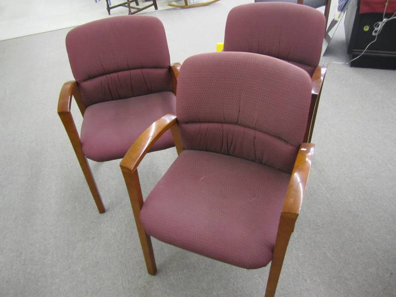 Set of 3 chairs, wood frame with bu...