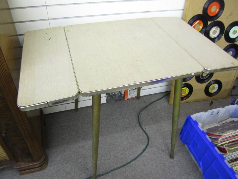 Vintage drop table...